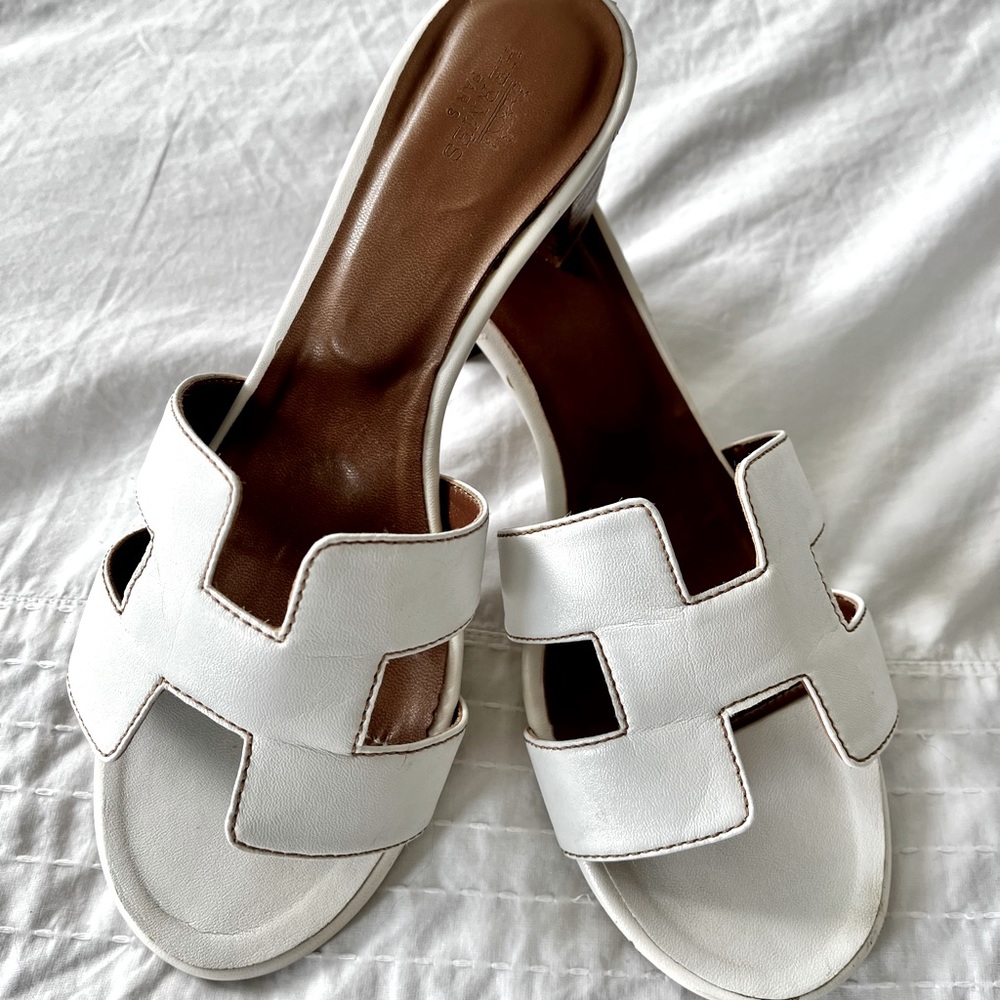 Hermes Oran with heels (read description)